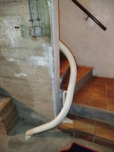 Siège Monte Escalier Handicare à Beaussemblant dans la Drôme