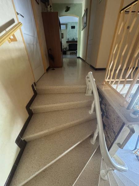 Pose & Fourniture d’un siège monte escalier Otolift Smart 6030 à Pont d'Isère, près de Valence