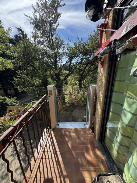 Installation d'une plate-forme élévatrice de la marque BARDUVA à Sérignan du Comtat