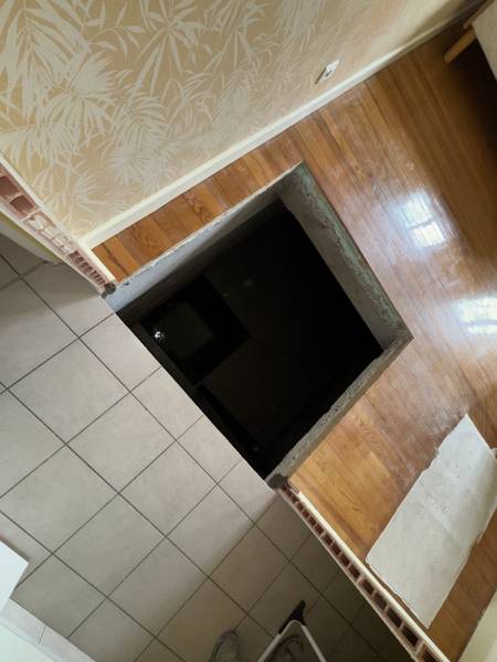 Création d'une ouverture de plancher pour l'installation d'un ascenseur KALEA A4 primo au Cheylard