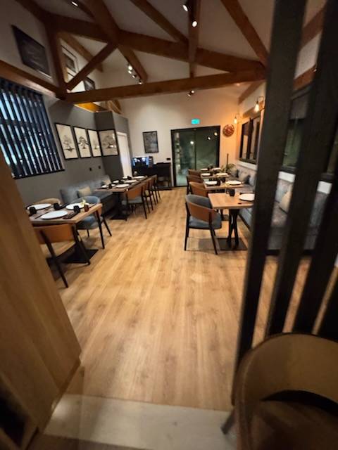 Élévateur PMR EP ELFO XL dans le restaurant TADAIMA à Montélimar, dans la Drôme