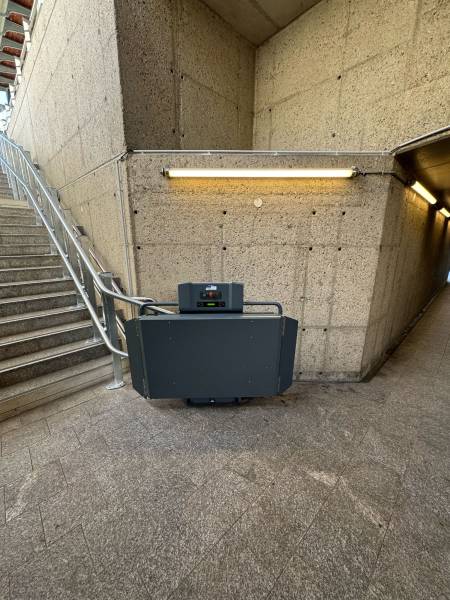 Installation plateforme oblique PMR à la Gare SNCF Perrache - Lyon